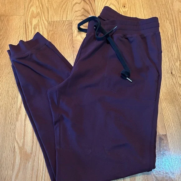 ZYIA Plum Activewear Pants - Picture 1 of 2